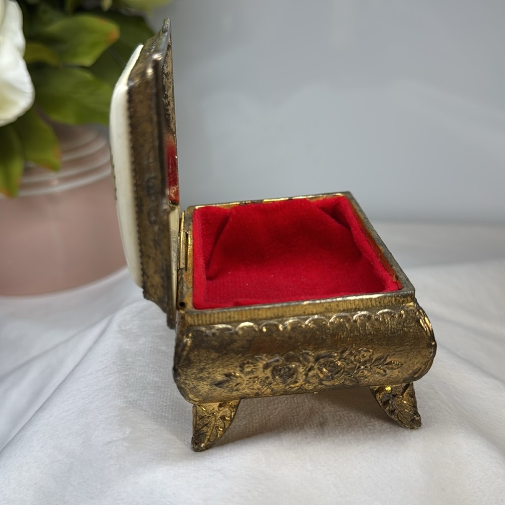 Antique trinket box - Picture 6 of 11